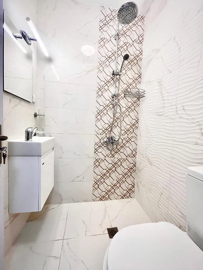 Blueroom-Самостоятелна Стая Private Room Varna